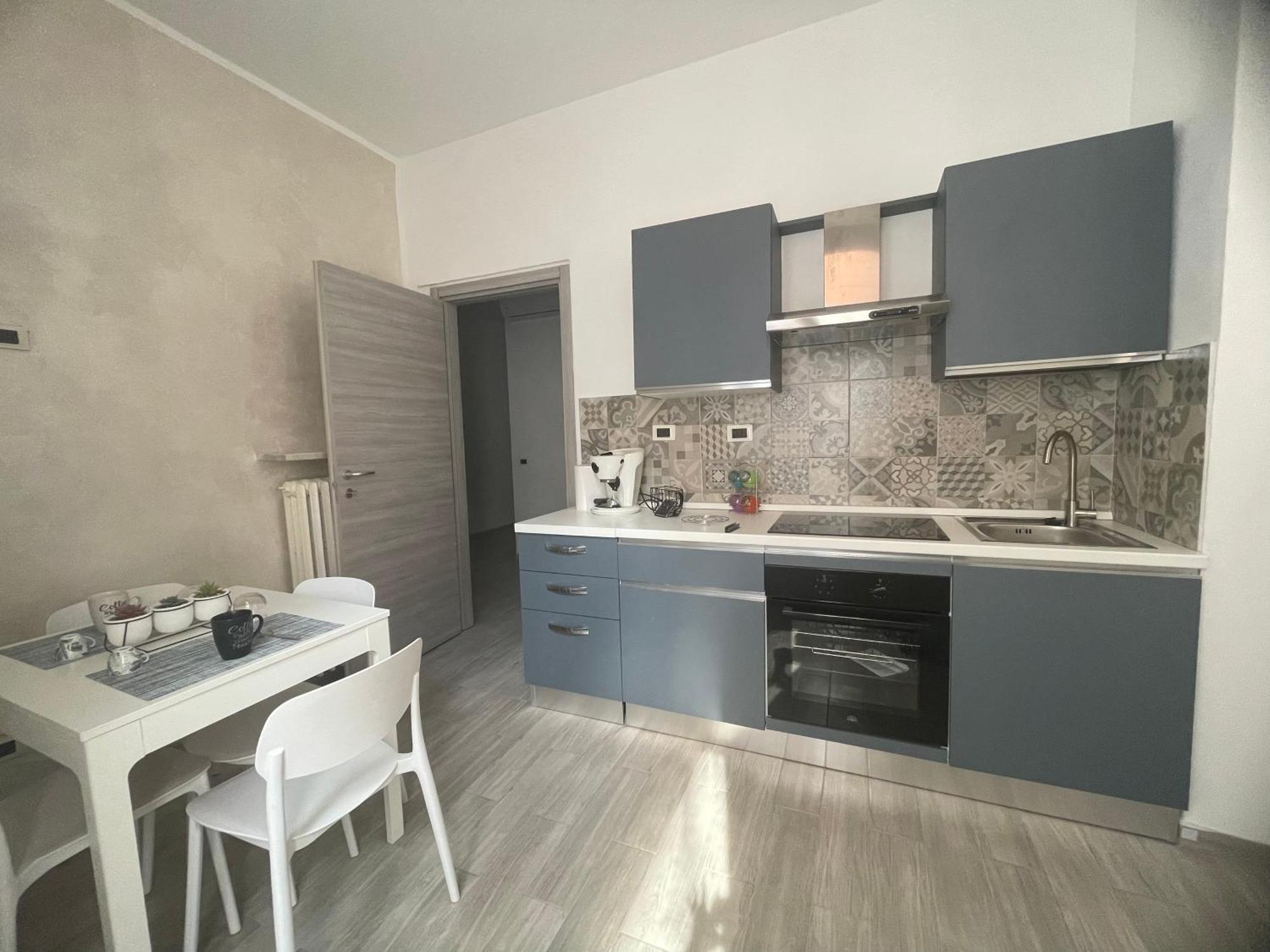 La Casa Nel Viale Appartement Asti Buitenkant foto